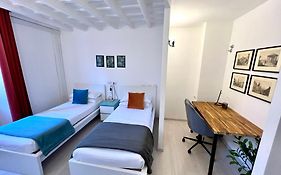 Charming Navona Pension