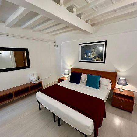 Charming Navona Hotel Rome Buitenkant foto