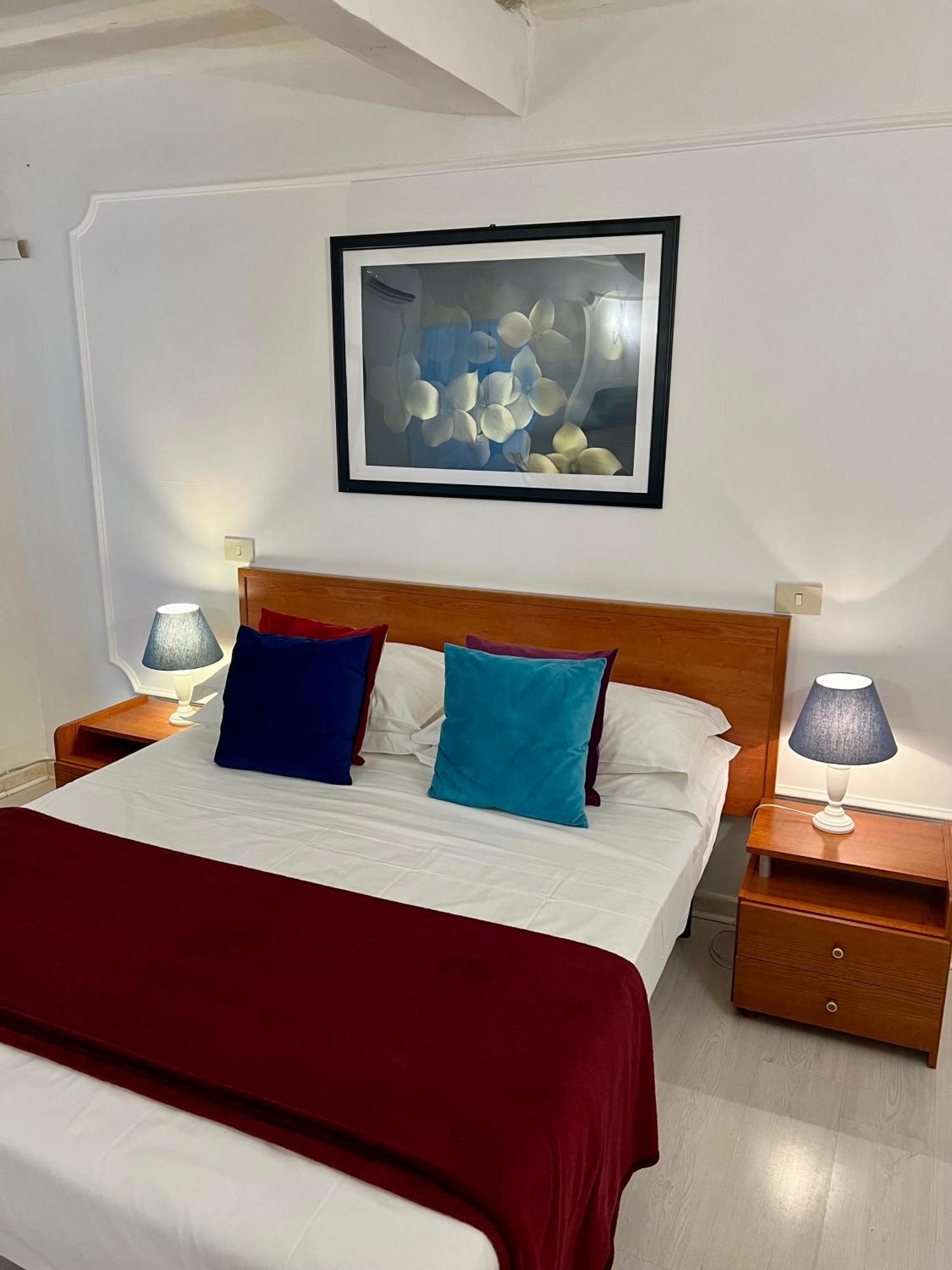 Charming Navona Hotel Rome Buitenkant foto